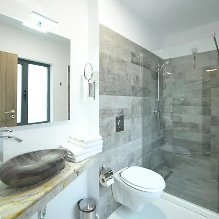 Hoha Boutique 4*